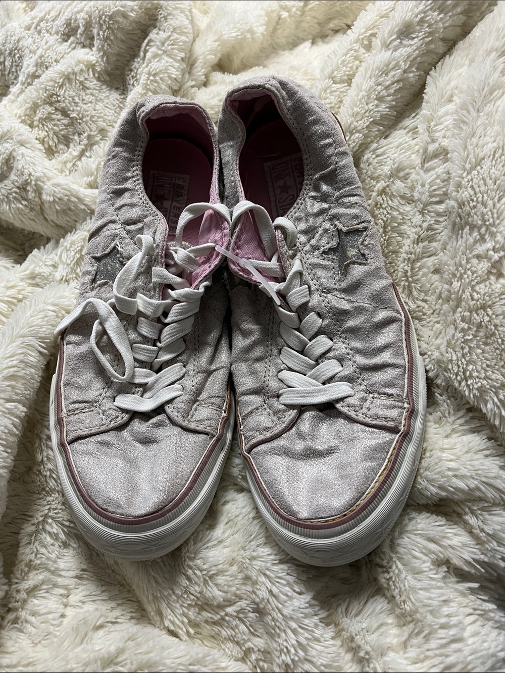 Glitter Low-Top Sneakers in Light Pink